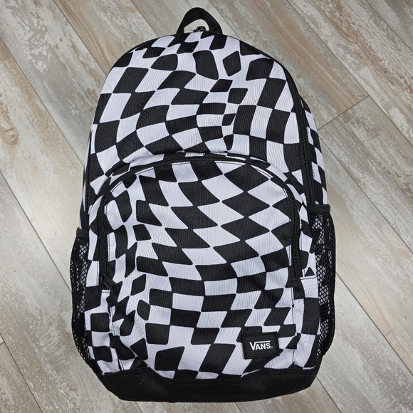 Vans Other - Vans Alumni Wavy Check Backpack